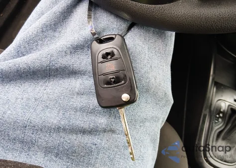 2013 Kia Soul z USA, uszkodzony, nr VIN KNDJT2A50D7531939